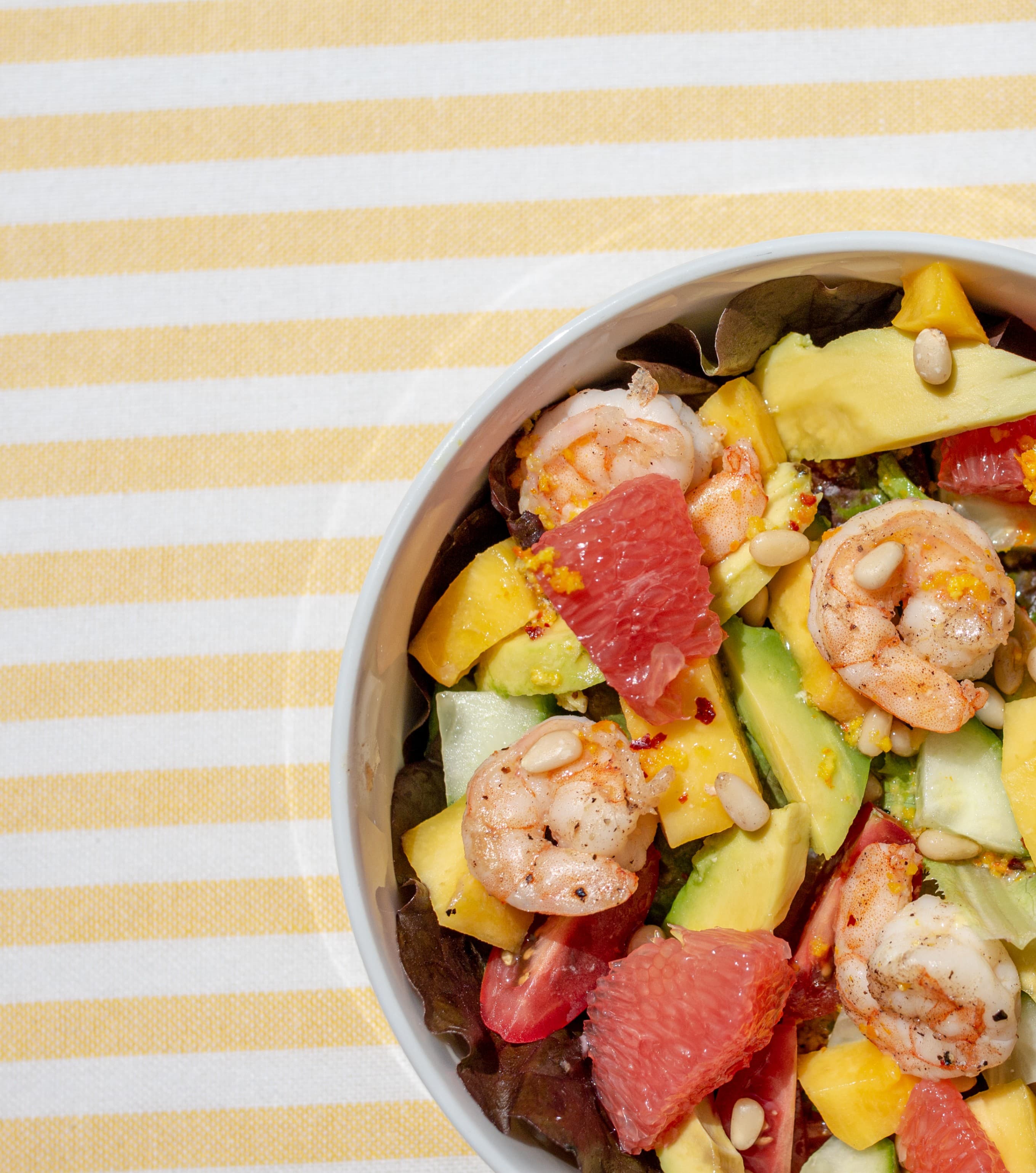 Shrimp Summer Salad with Grapefruit Dressing and Mango Recipe Image