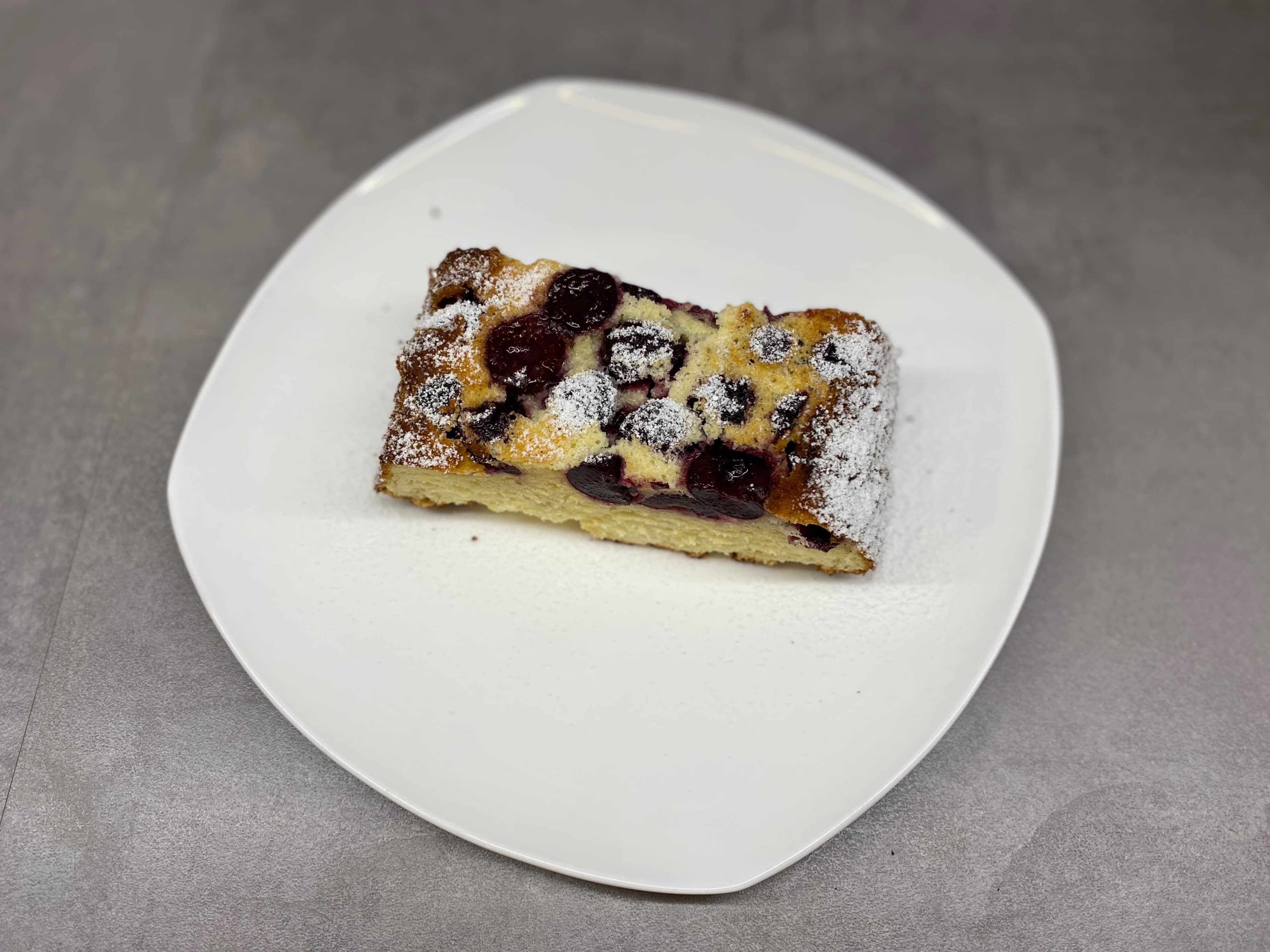 Fluffy Cherry Cake Recipe Image