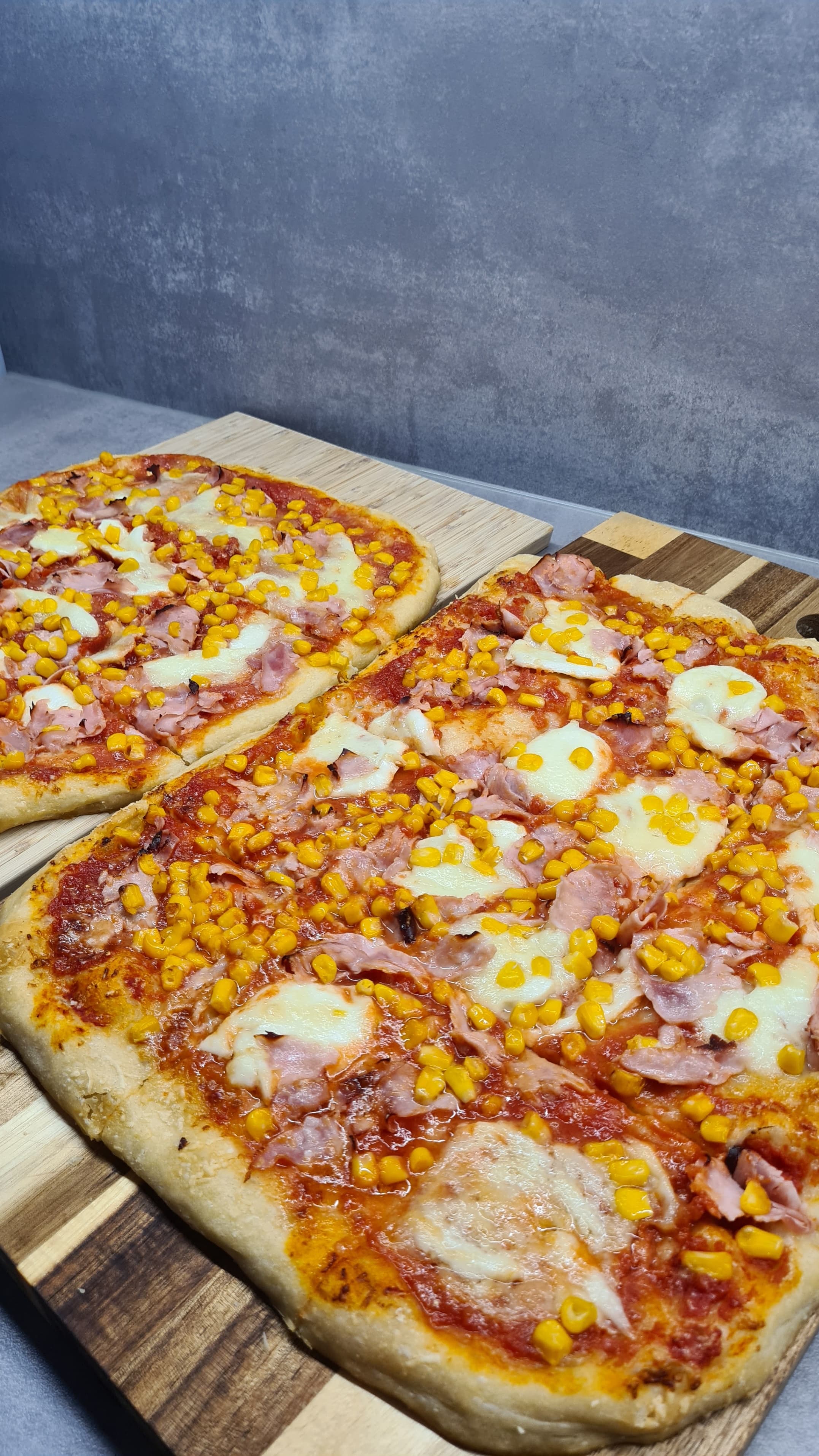 Pan Pizza for Parties (2 Trays) Recipe Image
