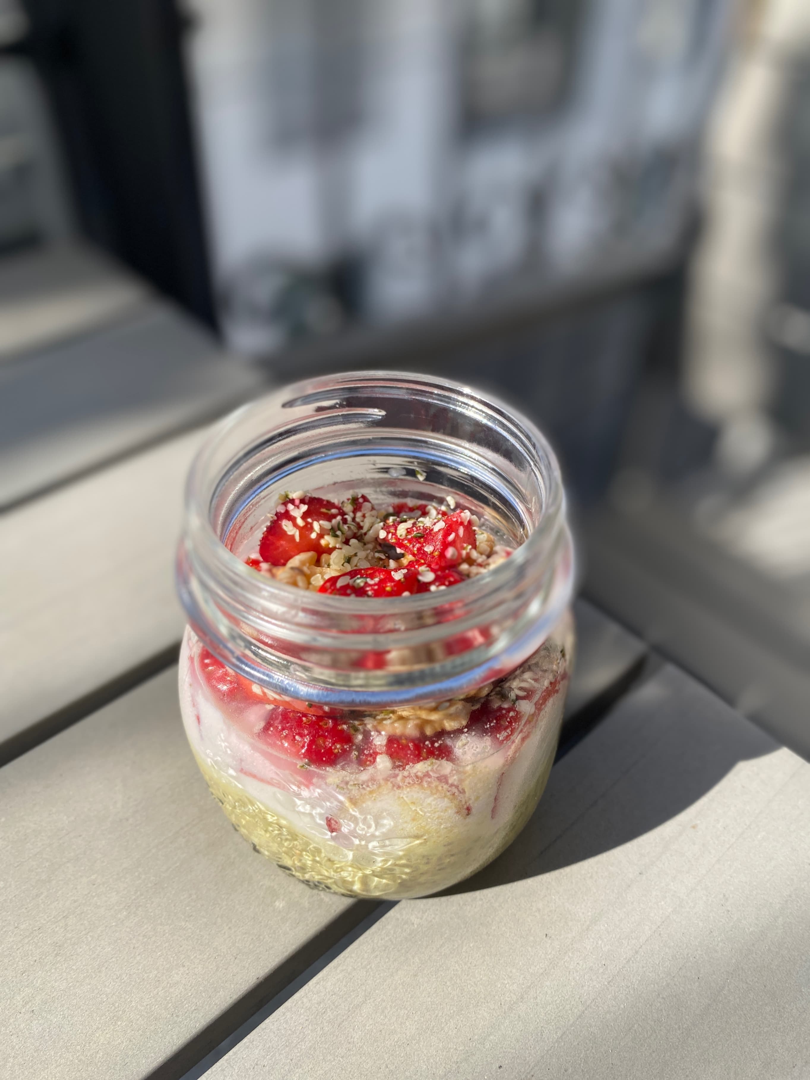 Receta de Rocely de Pudín de Chía con Pistachos y Alto en Proteínas