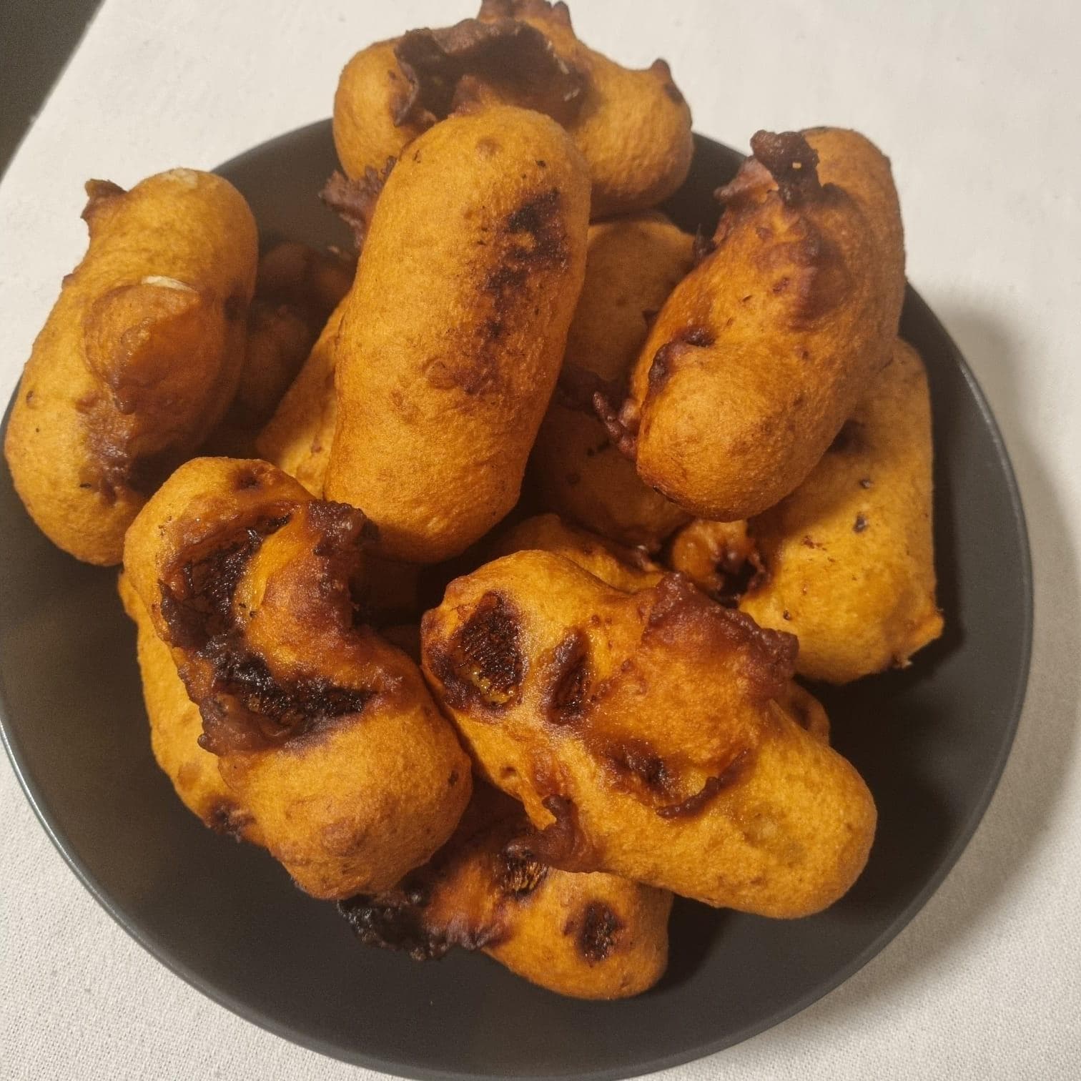 Mofo Akondro : Bananes frites traditionnelles malgaches enrobées d'une pâte croustillante Recipe Image