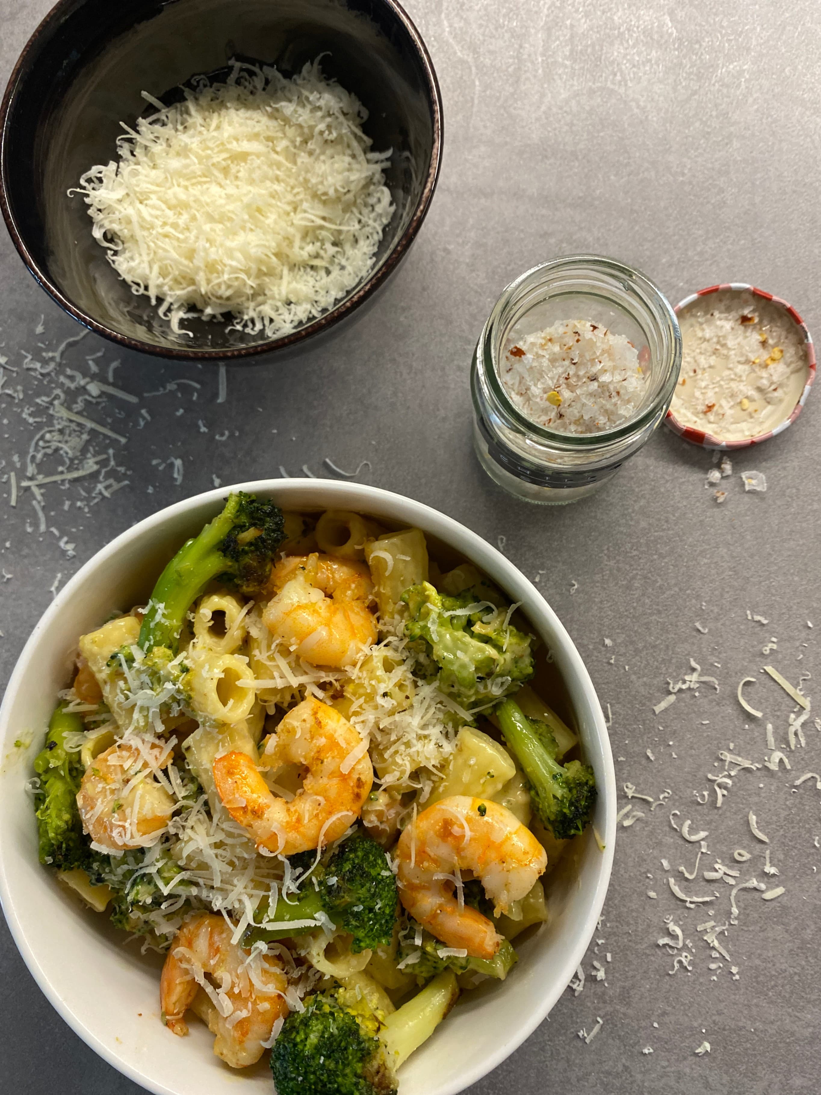 Shrimp Broccoli Pasta with Cheddar Recipe Image