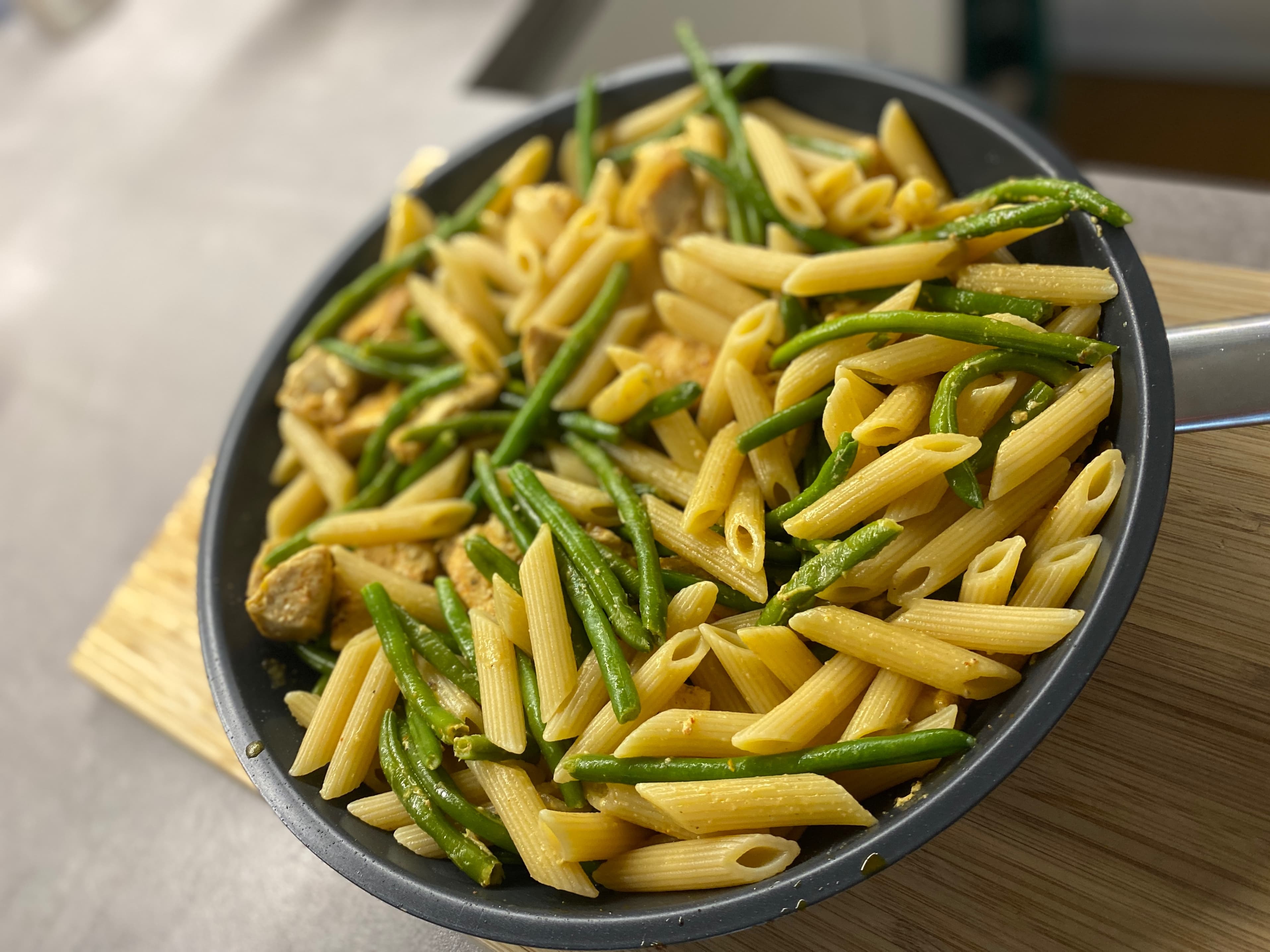 Creamy Garlic Chicken Penne with Fresh Green Beans Recipe Image