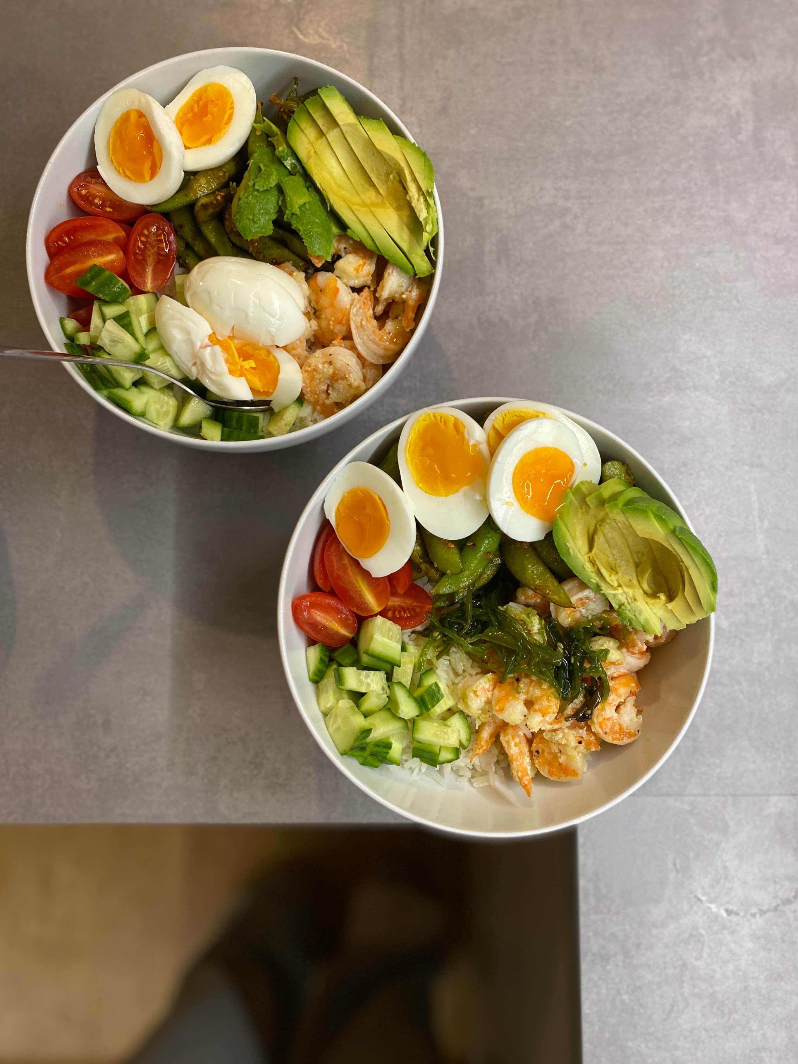 Sushi Bowl with Shrimp and Edamame Recipe Image
