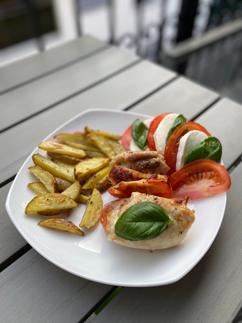 Chicken Caprese Thighs with Crispy Potato Strips Rocely Recipe