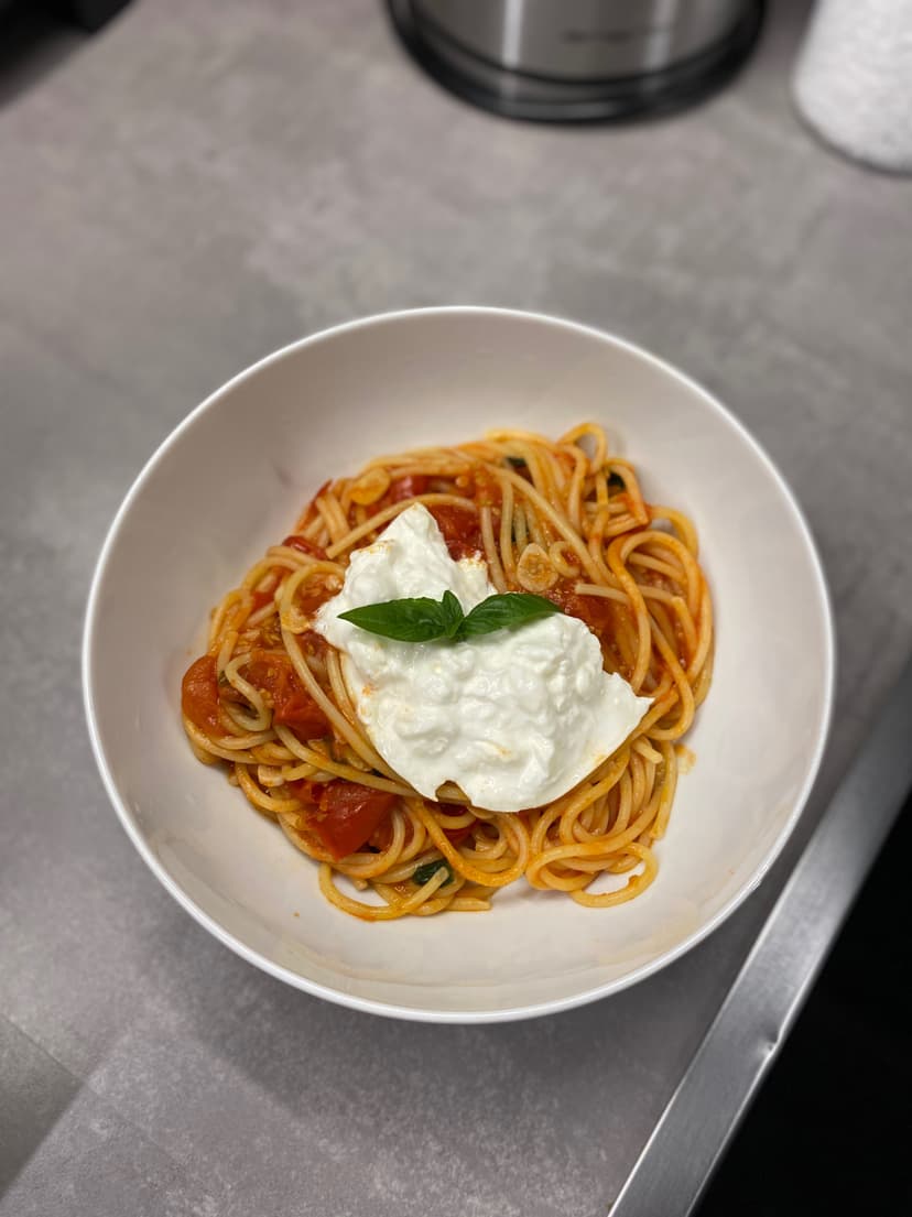 Receta de Rocely de Pasta Pomodoro con Burrata
