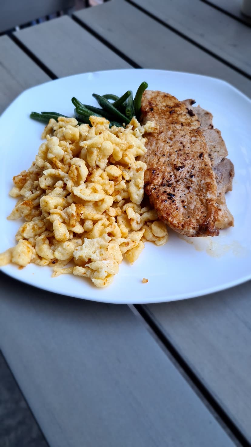 Spätzle with Pork Schnitzel Rocely Recipe
