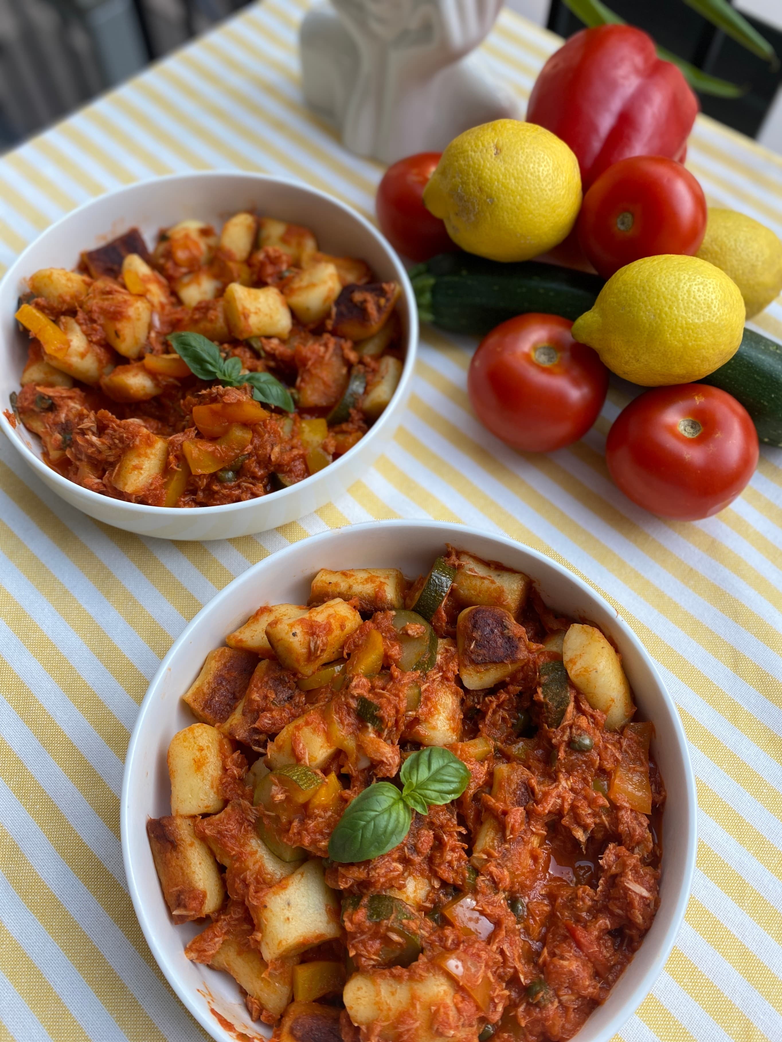 Crispy Gnocchi with Tuna and Tomato Vegetable Sauce Recipe Image