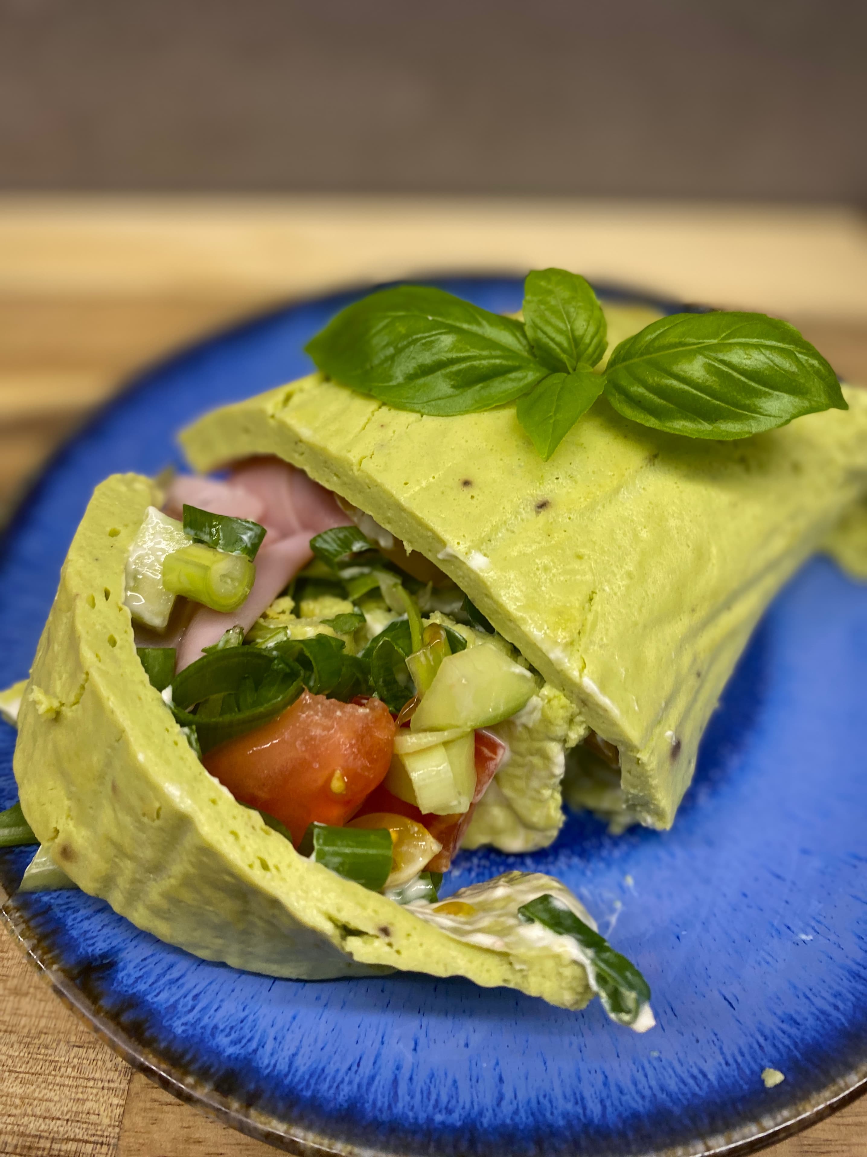 Avocado Wrap with Ham Rocely Recipe