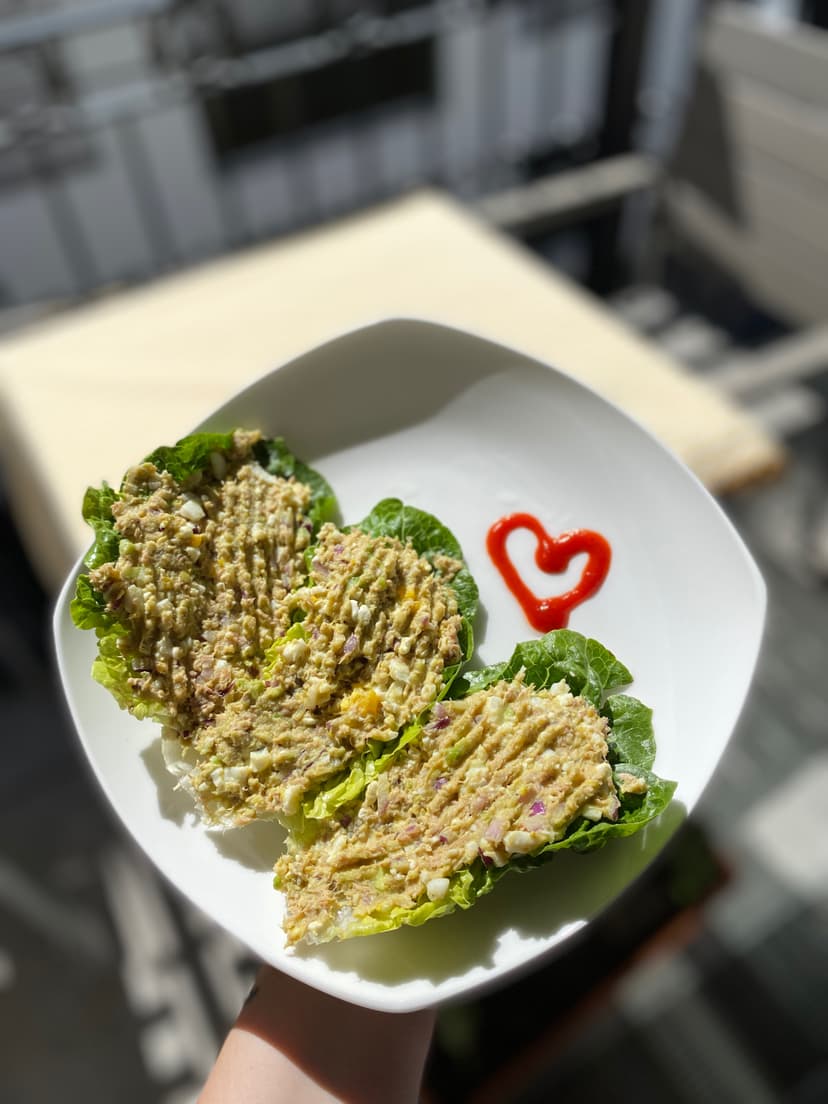 High-Protein Tuna &amp; Avocado Lettuce Wraps Rocely Recipe