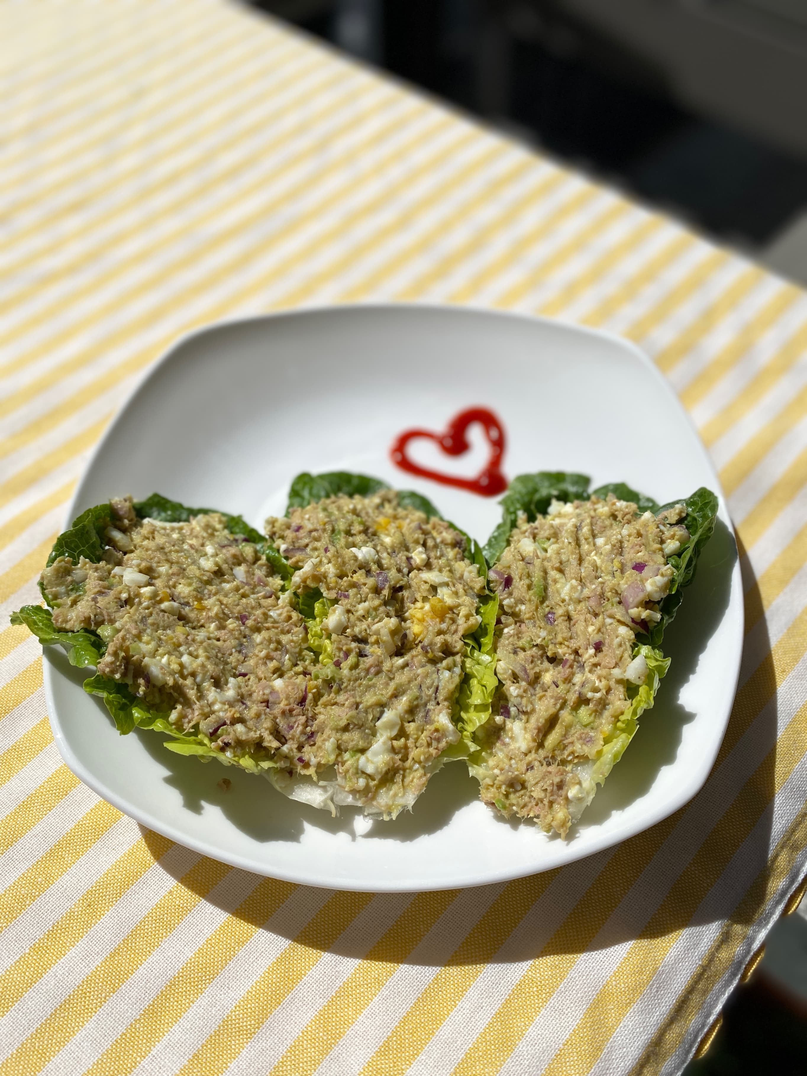 High-Protein Tuna & Avocado Lettuce Wraps Recipe Image