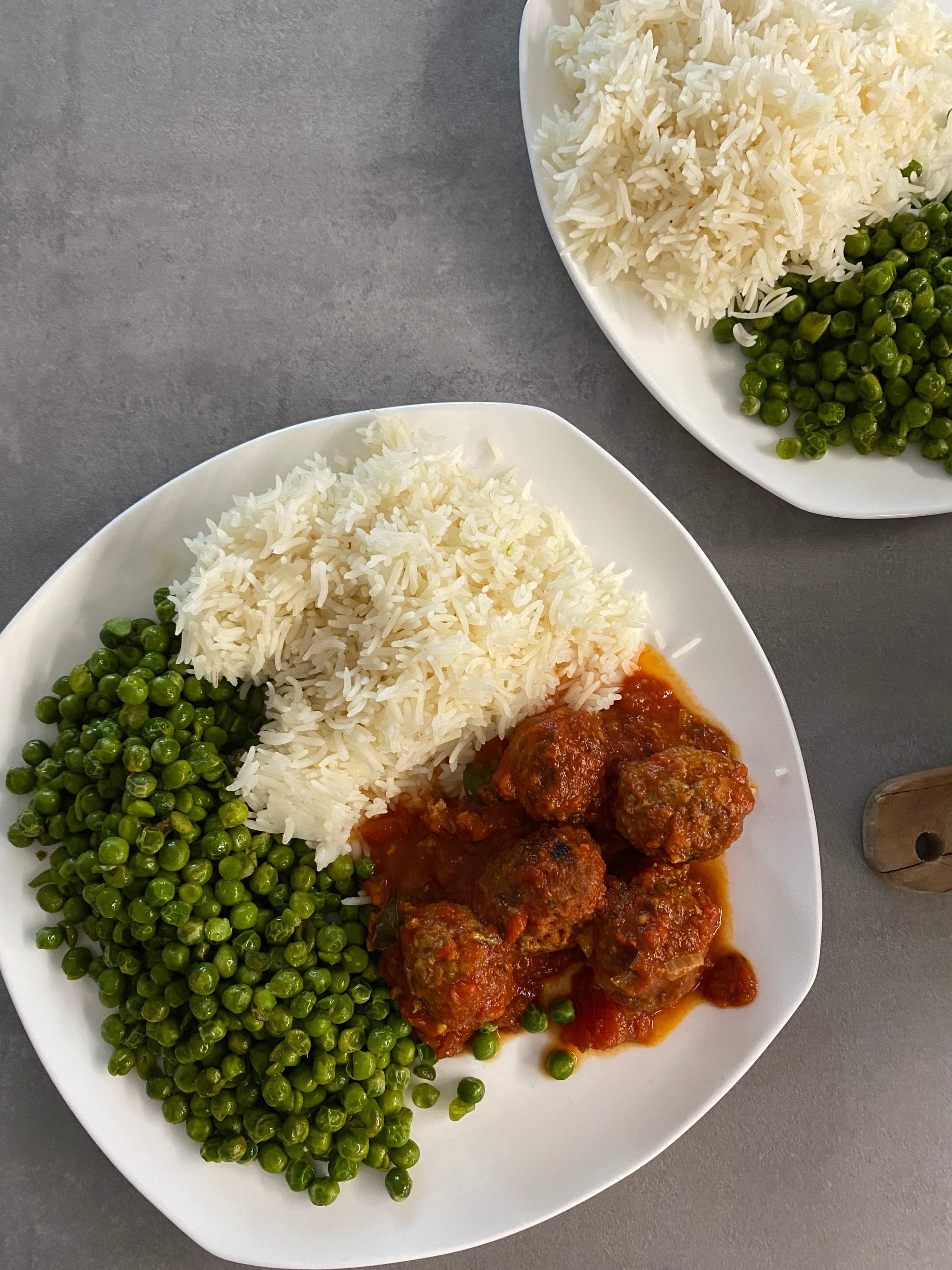 Meatballs with Tomato Sauce and Rice Recipe Image