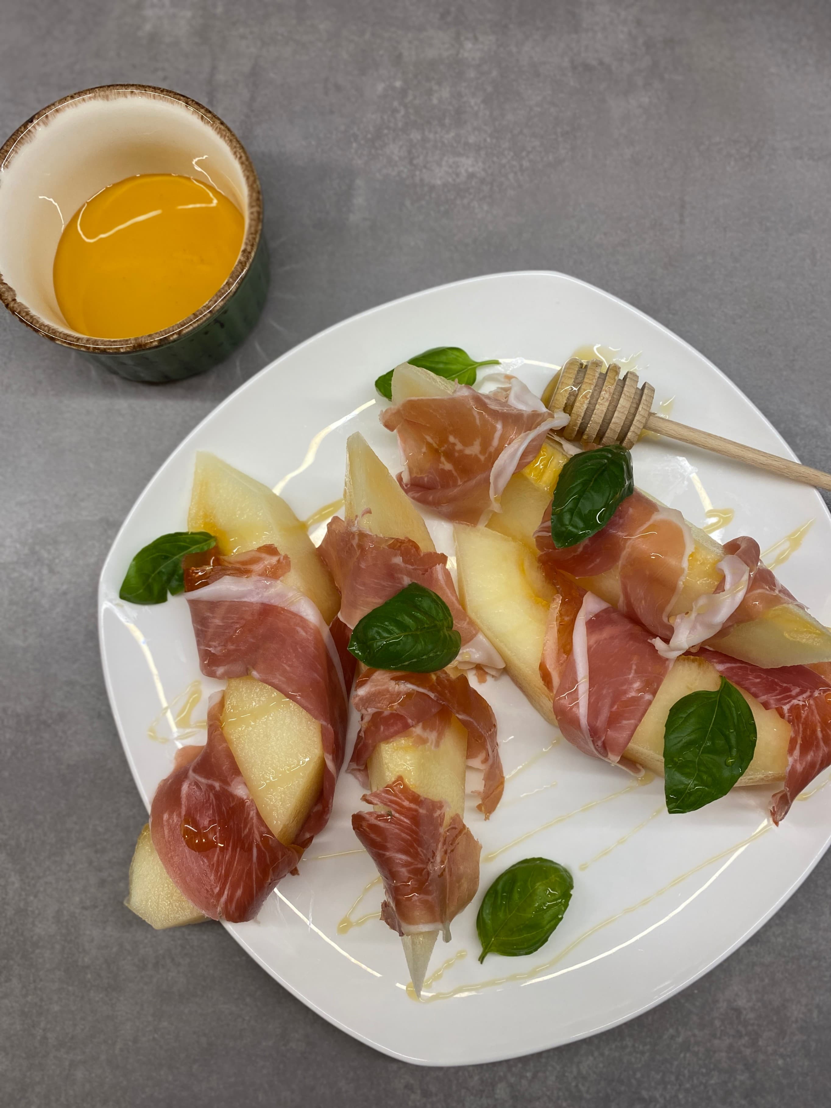 Melon with Prosciutto Recipe Image