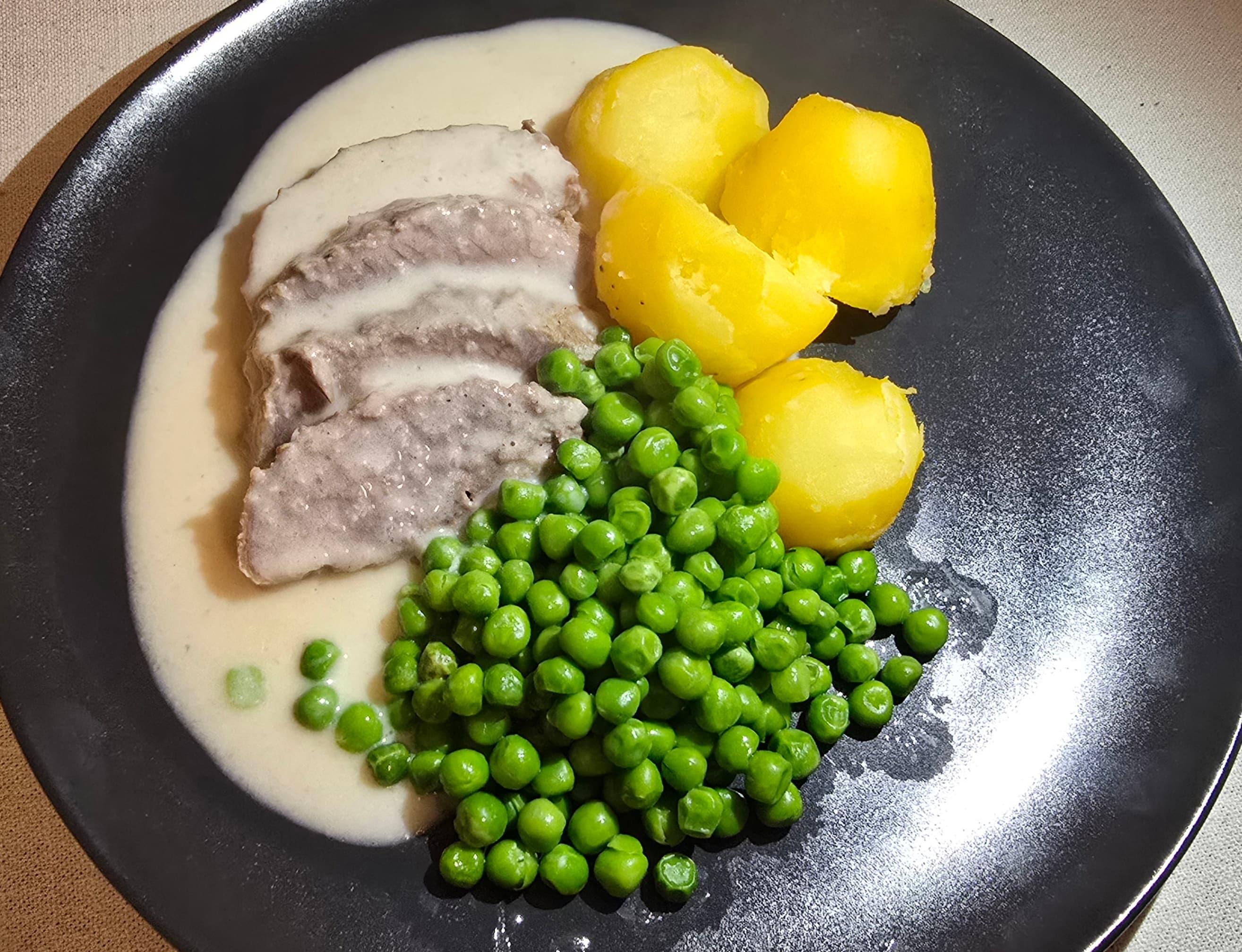 Receta de Rocely de Tafelspitz con salsa de rábano picante